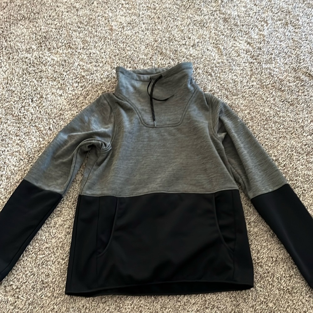 Columbia thin sweatshirt